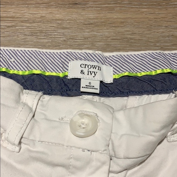 Crown & ivy shorts - Picture 2 of 3